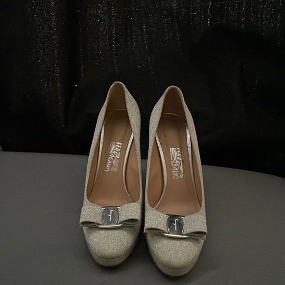 Vintage Silver Ferragamo Heels - Picture 1 of 4